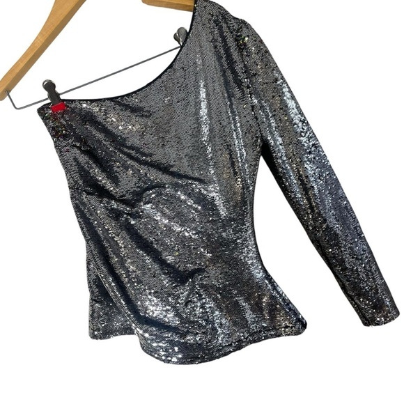 MAJE Loinita Argent Metallic Sequined One Shoulder Top - Picture 5 of 13
